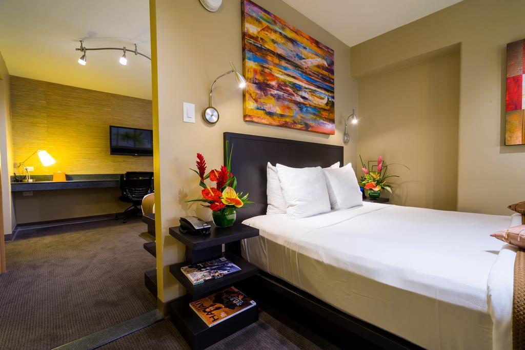 הונולולו Vive Hotel Waikiki מראה חיצוני תמונה
